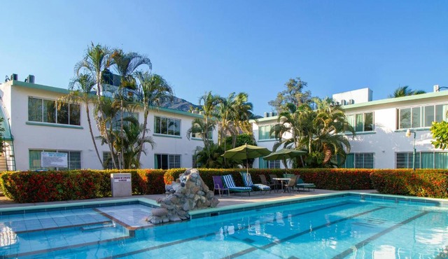 Hotel Parotas Manzanillo