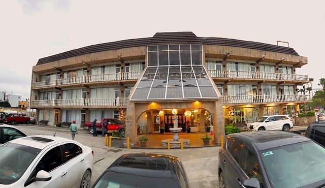 HOTEL PLAZA RIVIERA