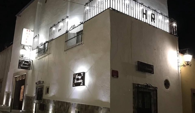 Hotel Ricardos