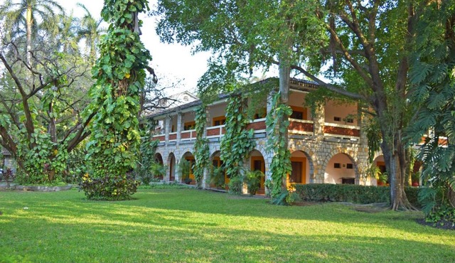 Hotel Valles