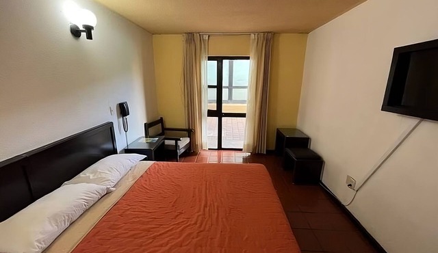 Hotel Villa Capri, 1 triple bed 4 Guests