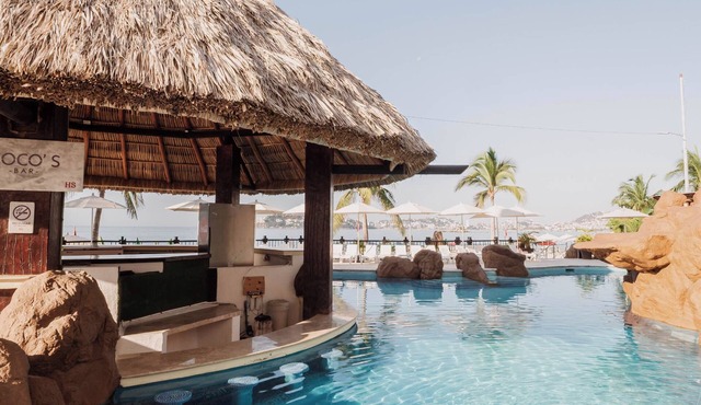 HS HOTSSON Hotel Acapulco