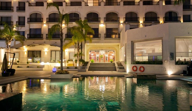 HS HOTSSON Hotel Leon