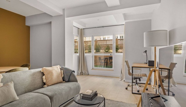Immpecable Chamartín 2BR w/terrace, by Blueground