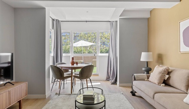 Immpecable Chamartín 2BR w/terrace, by Blueground