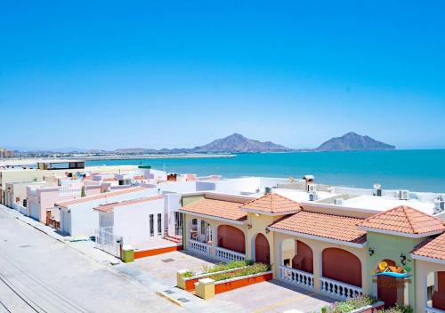 Incredible Beach side complex home Jerry`s Beach Club condo 4