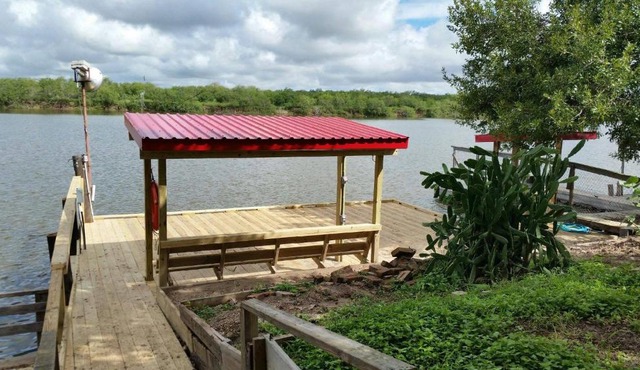 Jade - House Rental w/ Fishing Pier & Boat Dock