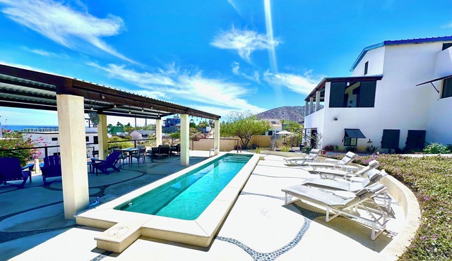 Jim's Cottages Hillside Seaview Oasis #2. Heated Pool, 10 Minute Walk to Beach