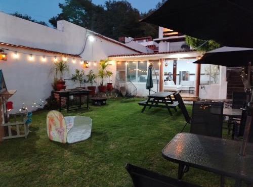 La casa que Canta Valle de Bravo