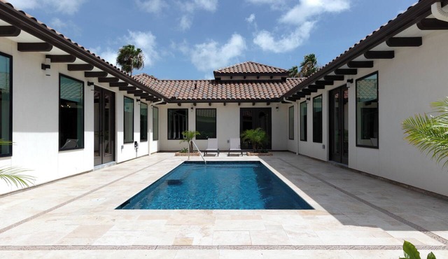 La Perla Pool Home with Office