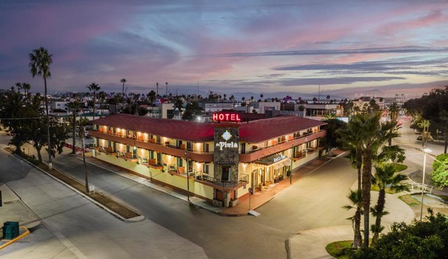 La Pinta Hotel