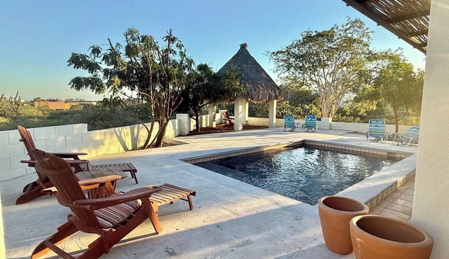 La Playita , Short walk to the beach, sleeps 8 in San Jose del Cabo. Zacatitos