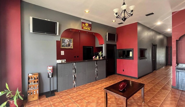La Posada Inn By OYO Brownsville