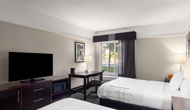 La Quinta by Wyndham Santa Clarita - Valencia