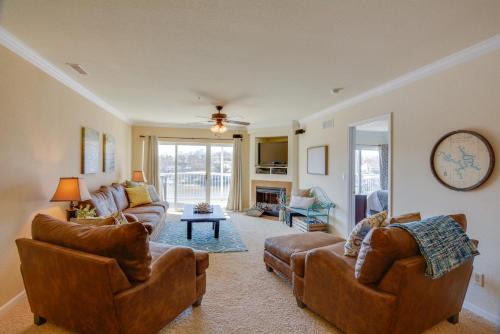 Lake Views & Pool Access: Osage Beach Condo