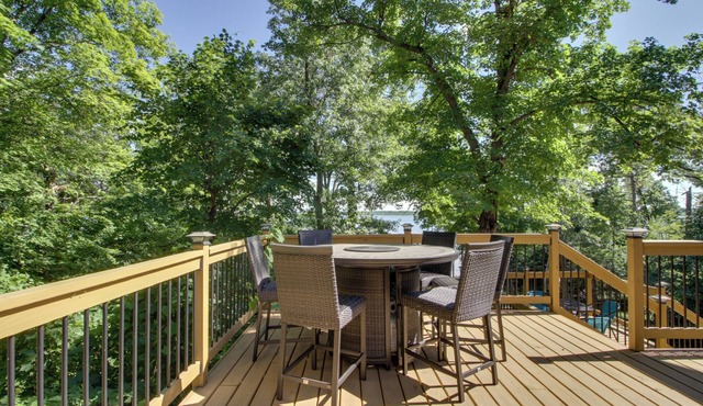 Lakefront Brainerd Cabin w/Fireplace!