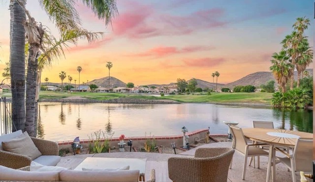 Lakeside home with private patio, Grill, Golf view
