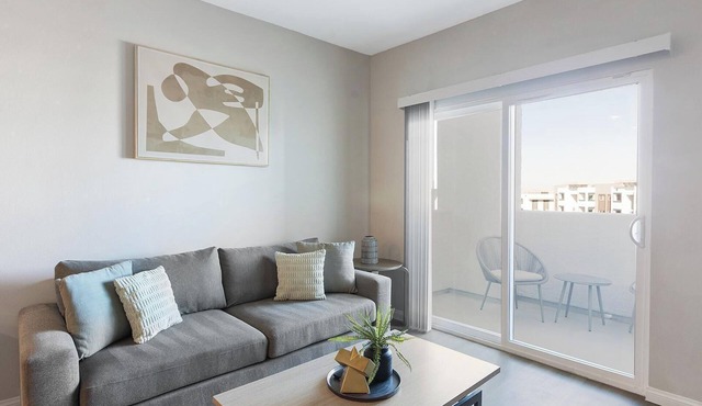 Landing | Spectacular 2BD, Rooftop Lounge, Pool