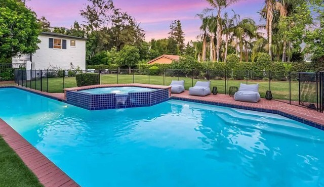 Large & Light-filled Pool Home