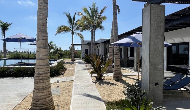 Las Palmas Hotel