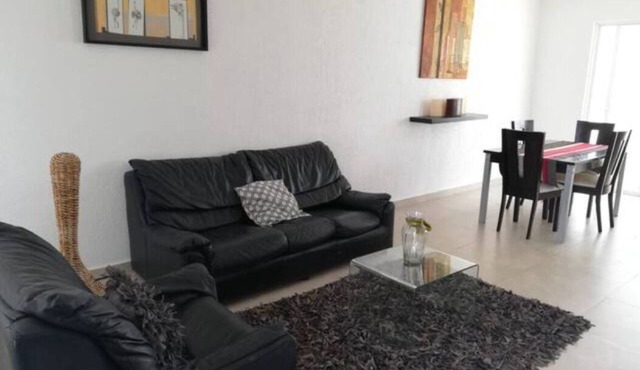 Linda casa excelente ubicación, seguridad 24/7