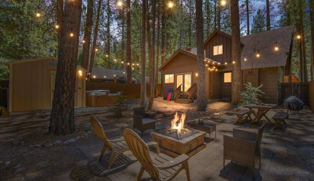 Log Spa Chalet at Bear Mountain