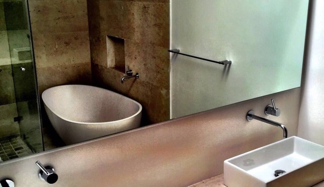 Lomas altas, luxurious and secure
