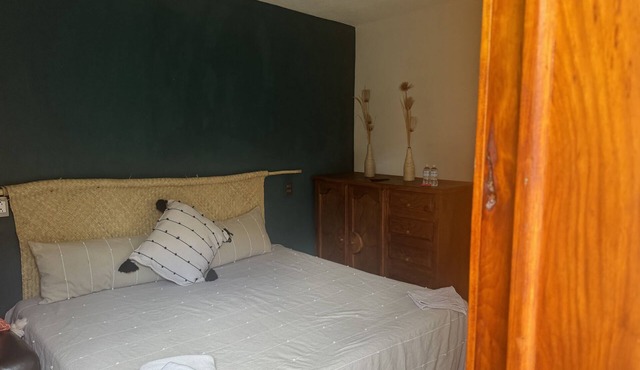 Lovely 12 bedroom house with views of the Oaxaca Mountains