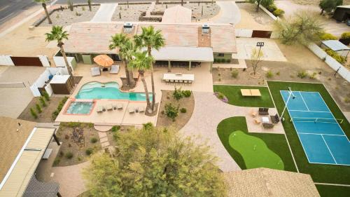 Luxe Private Resort Compound Heated Pool and Spa
