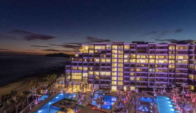 Luxurious 4,198 sq ft OCEANFRONT SUITE. 3 bdrm, 3.5 bath, SPRING BREAK 2026