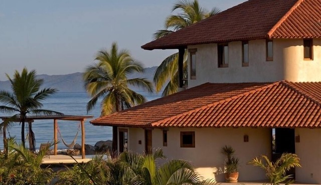 Luxurious Beach House