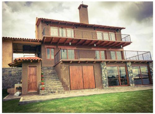 Luxurious Cabin Retreat in Tapalpa 4 Bedrooms 6 Bathrooms
