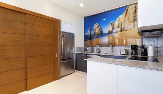 Luxury 1-bedroom resort in marvelous San José del Cabo at Via La Valencia