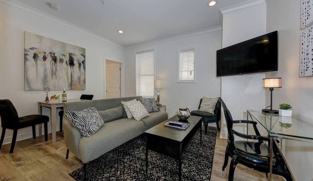 Luxury 1BR Suite 1 Dupont/Kalorama in Washington