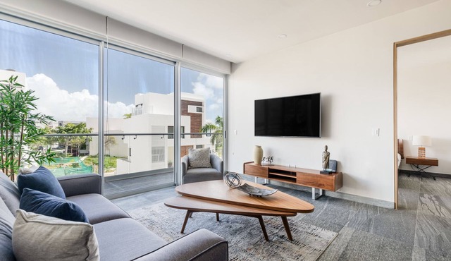 Luxury Condo of 4 Bedrooms