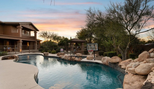 Luxury Desert Retreat - Pool, Spa, Pickleball, & Movie Theater