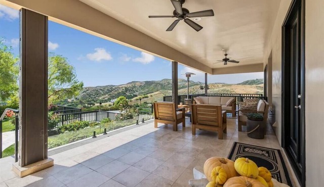 Luxury, Elegance, Views: LA Gem
