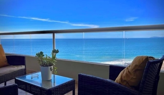 LUXURY ocean front/view PRIVATE SANDY BEACH condo