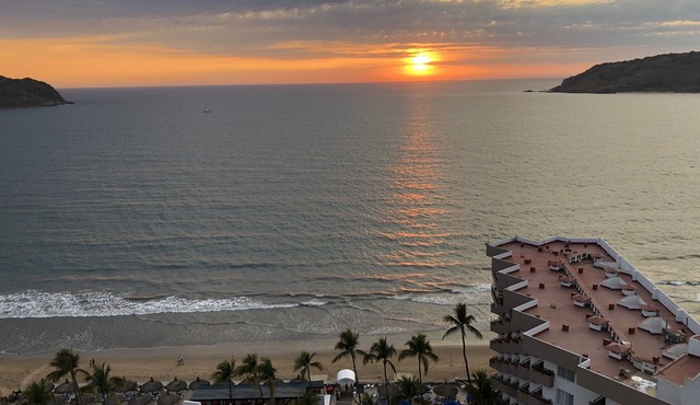 Luxury Oceanfront 2BR-3BA at the Inn at Mazatlan for Carnival 2026 Feb 9-23