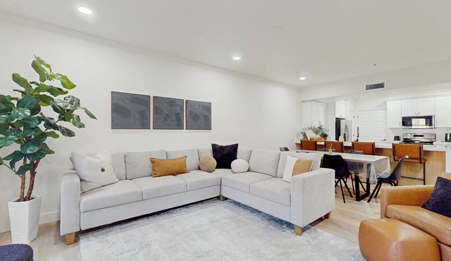 Luxury Resort-Style Extended Stay in Scottsdale!