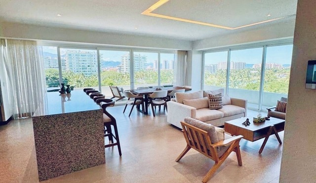 Luxury Retreat, VGolf. Marina Vallarta.
