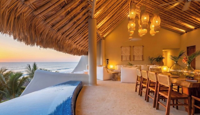 Luxury Suite with Stunning Ocean Views at Majahua