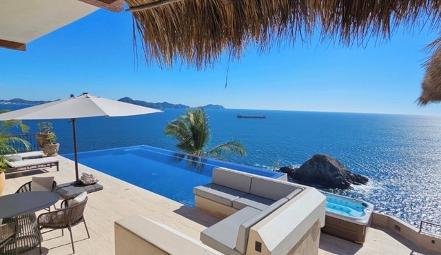 Luxury villa at La Punta with Private chef, stay, daily housekeeping and gym