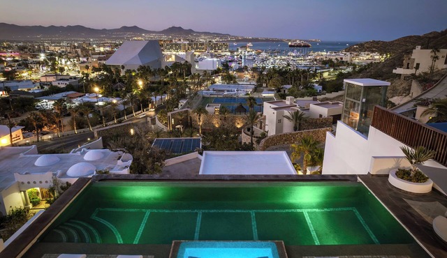 Luxury VIP Villa | Maid & Buttler Services | Pet Friendly Mansion