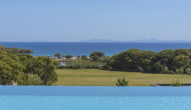 Magnificent villa with breathtaking views of Palombaggia beach Private sea access