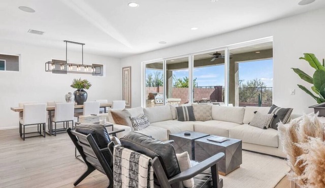 Marana Resort Home | Private Pool, Hot Tub & Golf
