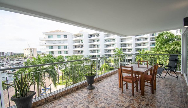 Marina Costa Veleros Condo