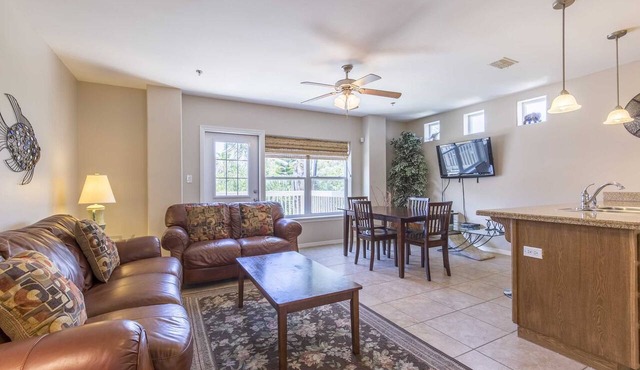 Marlin 12-Beachy cottage;Kiddie pool;Balcony over pool;Lawn