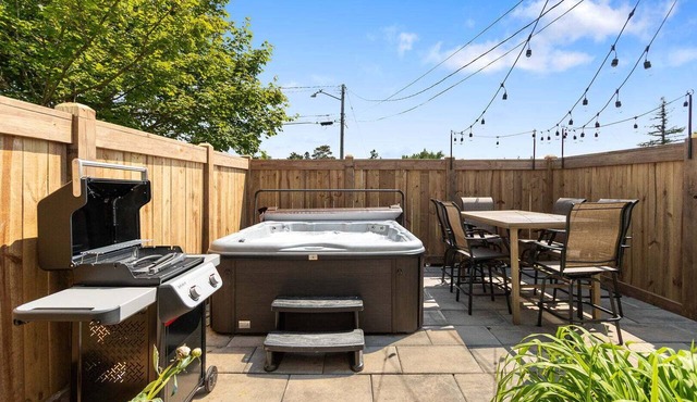 Mayfair House, Private Hot Tub, Heirloom Vacations