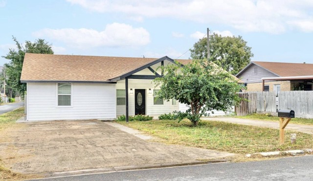 McAllen Home Pecan - Bicentennial
